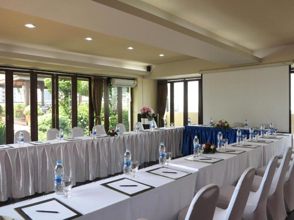 Картинка The Grand Sathorn 4*