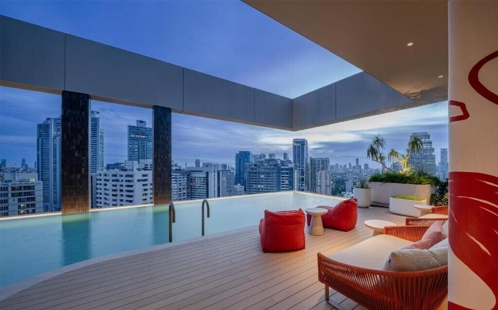 Фото Kromo Bangkok, Curio Collection By Hilton 4*
