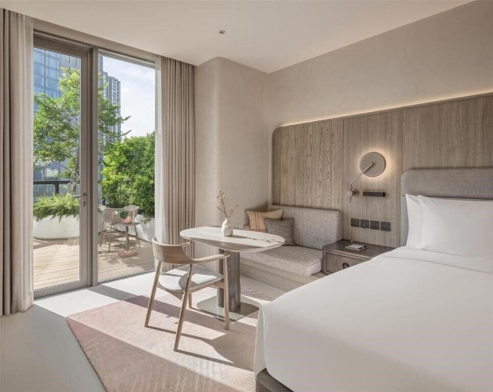 Зображення Kromo Bangkok, Curio Collection By Hilton 4*