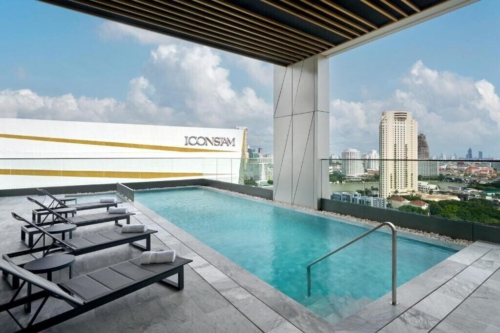 Зображення Hilton Garden Inn Bangkok Riverside 4*
