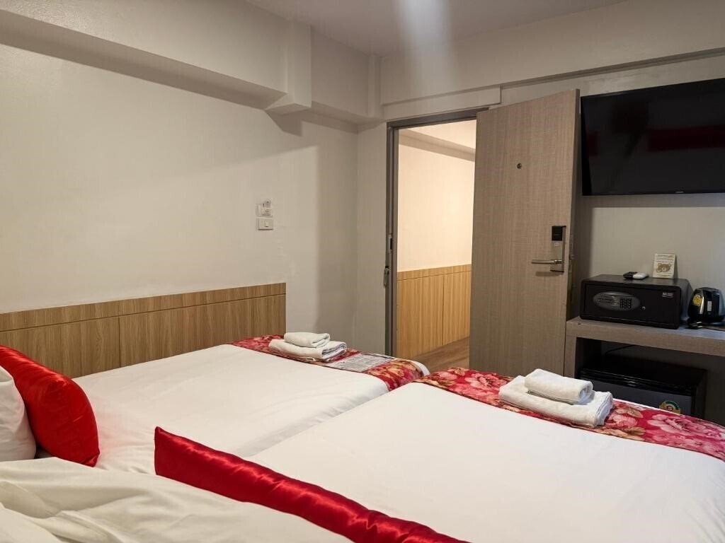 Изображение Wild Orchid Villa 3*