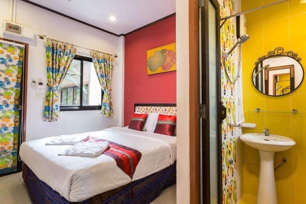 Фотографія Ploy Khumthong Boutique Resort 4*