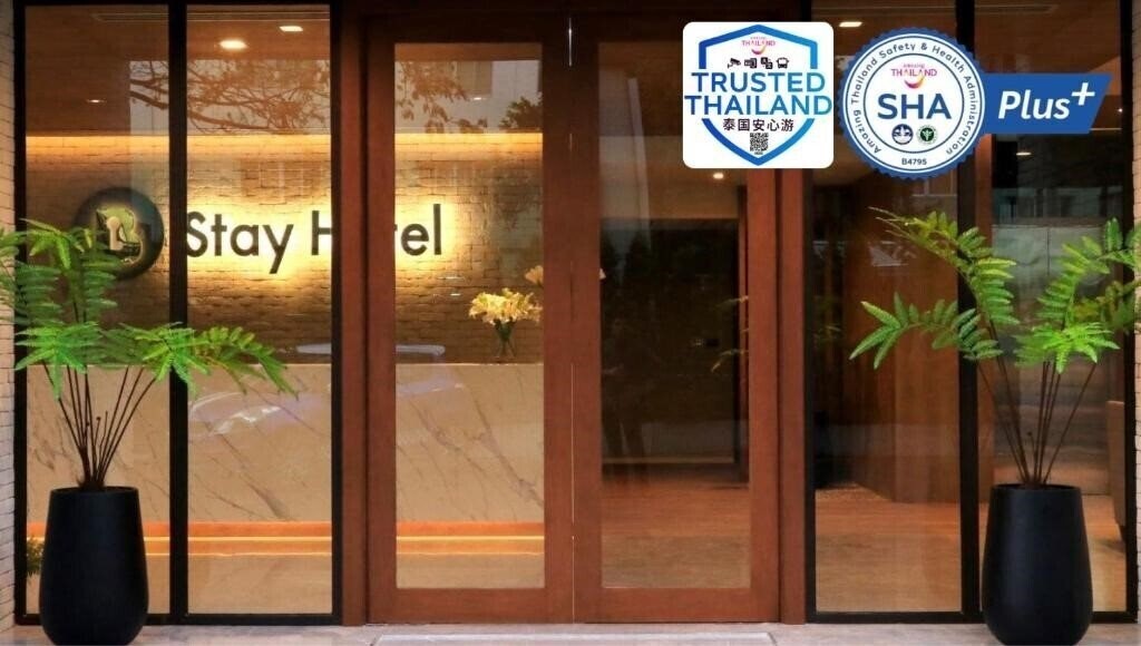 Отель B Stay Hotel 3*