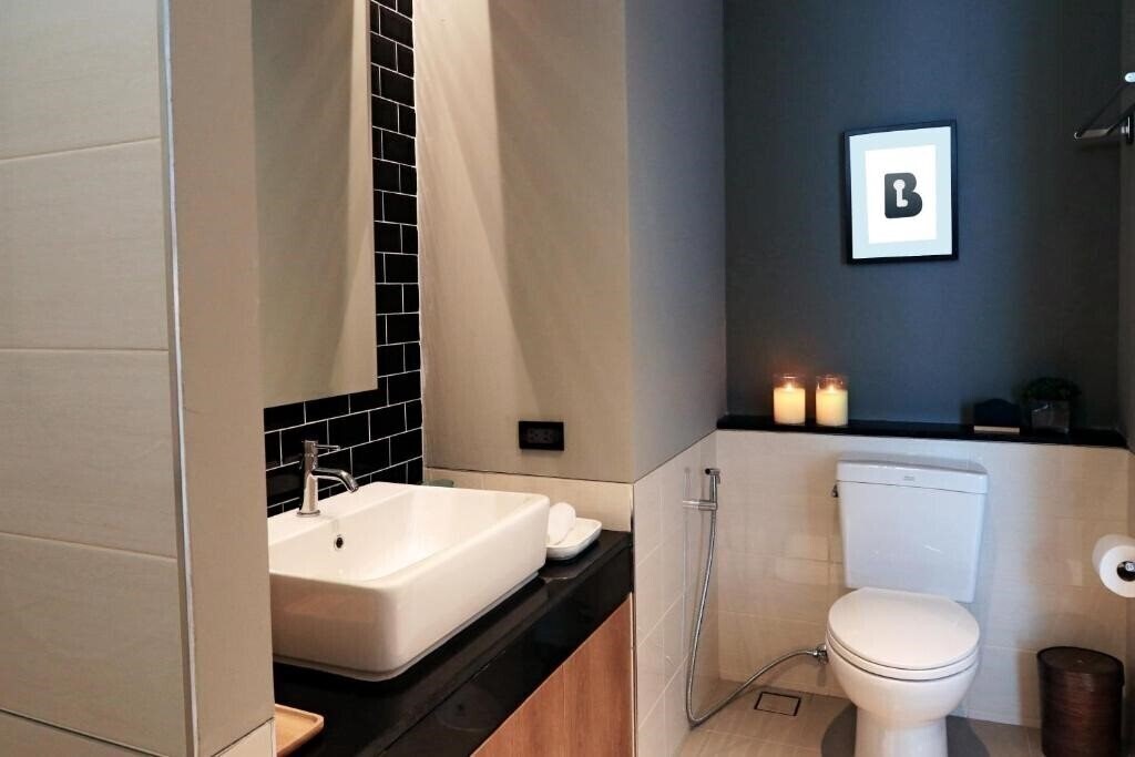 Фото B Stay Hotel 3*