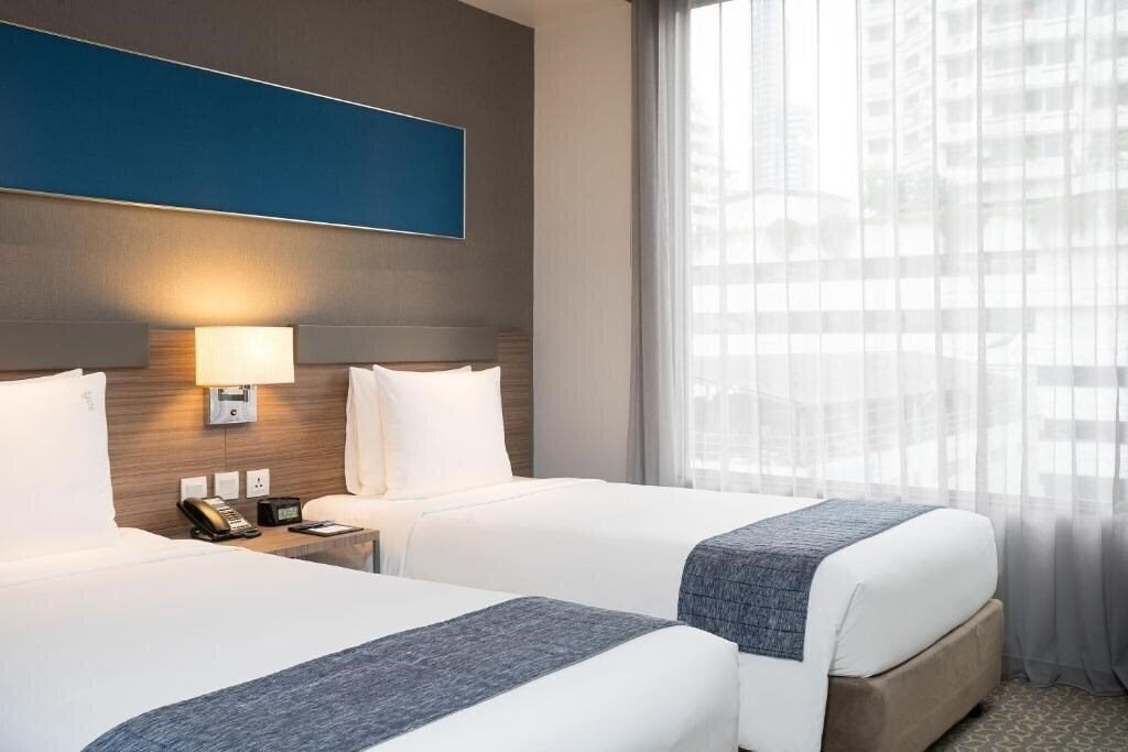 Изображение Holiday Inn Express Bangkok Sathorn 4*