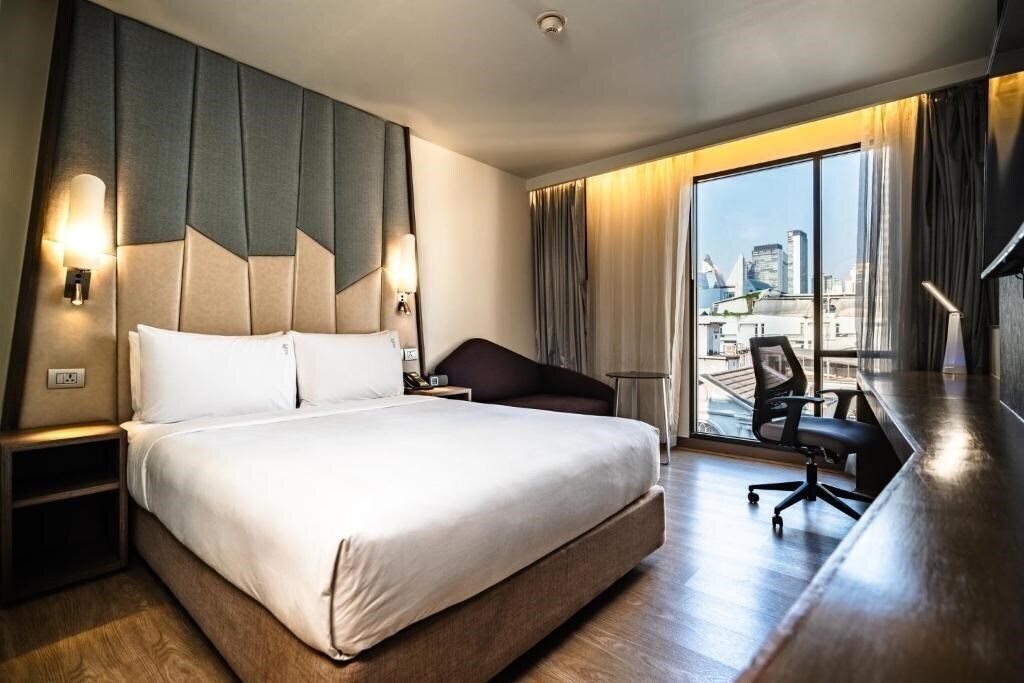 Зображення Holiday Inn Express Bangkok Sukhumvit 11 4*