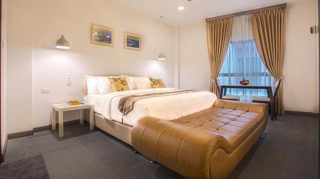 Картинка V One Pride Sukhumvit 22 3*