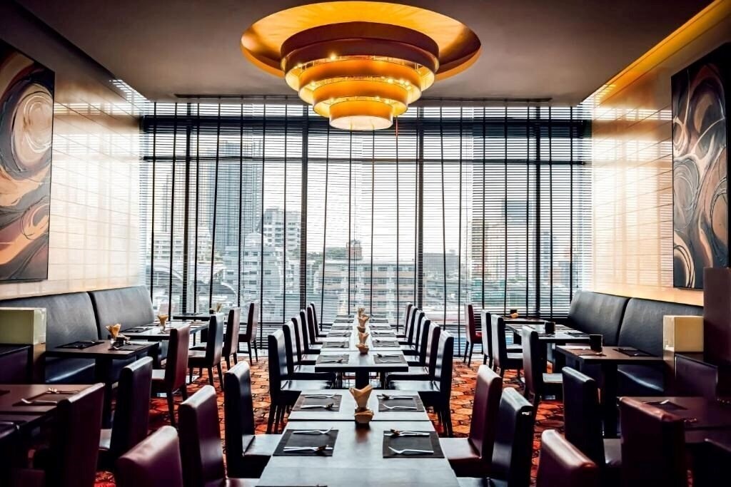 Картинка Four Points by Sheraton Bangkok Ploenchit 4*