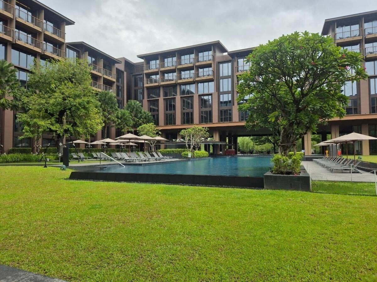 Фото Courtyard by Marriott Bangkok Suvarnabhumi Airport 4*