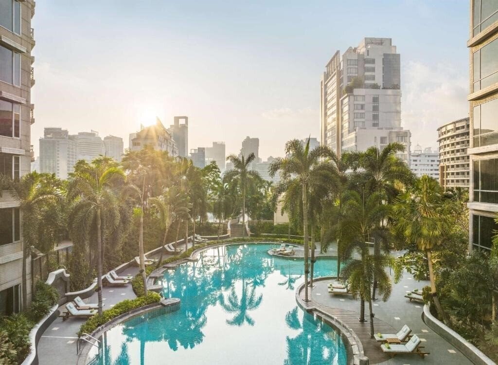 Готель Conrad Bangkok 5*