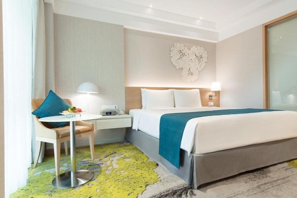 Фотографія Holiday Inn Bangkok 4*