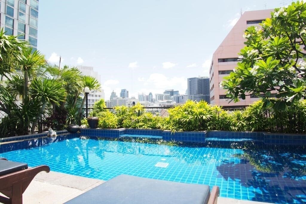 Отель Siam Heritage Boutique Suites 4*