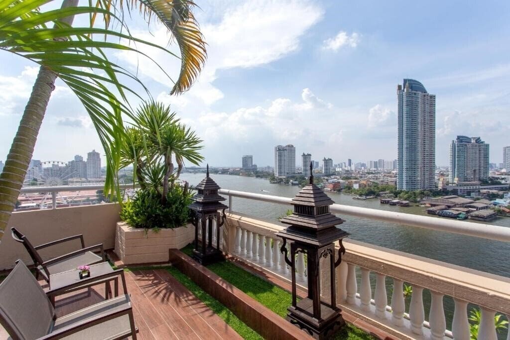 Изображение Ramada Plaza Menam Riverside 5*