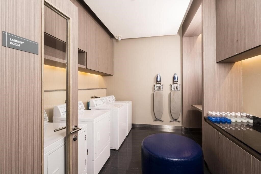 Фотография Holiday Inn Express Bangkok Siam 4*