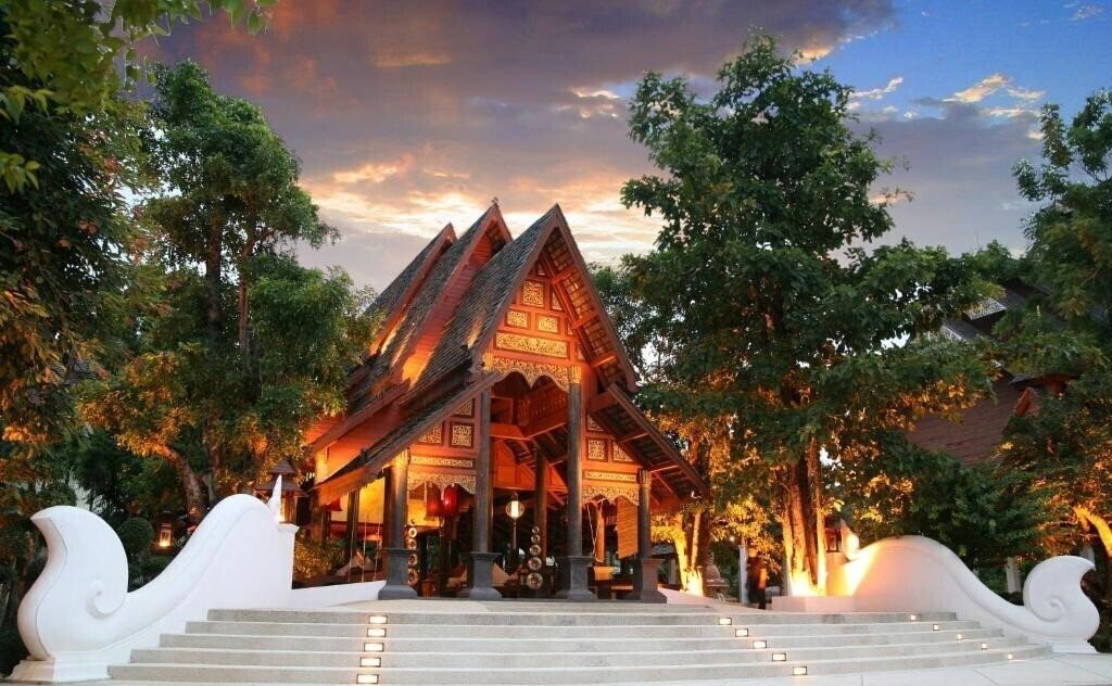 Отель Khum Phaya Resort & Spa Centara Boutique Collection 4*