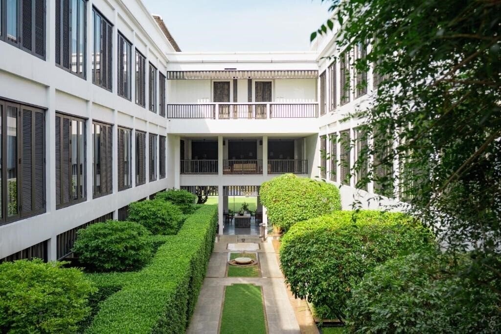 Готель Aruntara Riverside Boutique Hotel Chiang Mai 4*
