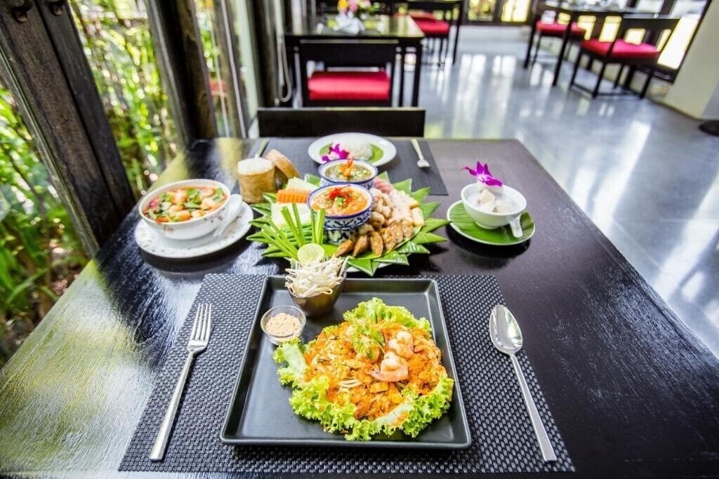 Изображение Aruntara Riverside Boutique Hotel Chiang Mai 4*
