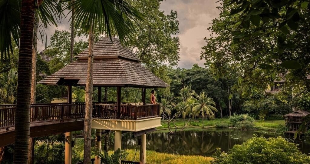 Отель Four Seasons Resort Chiang Mai 5*
