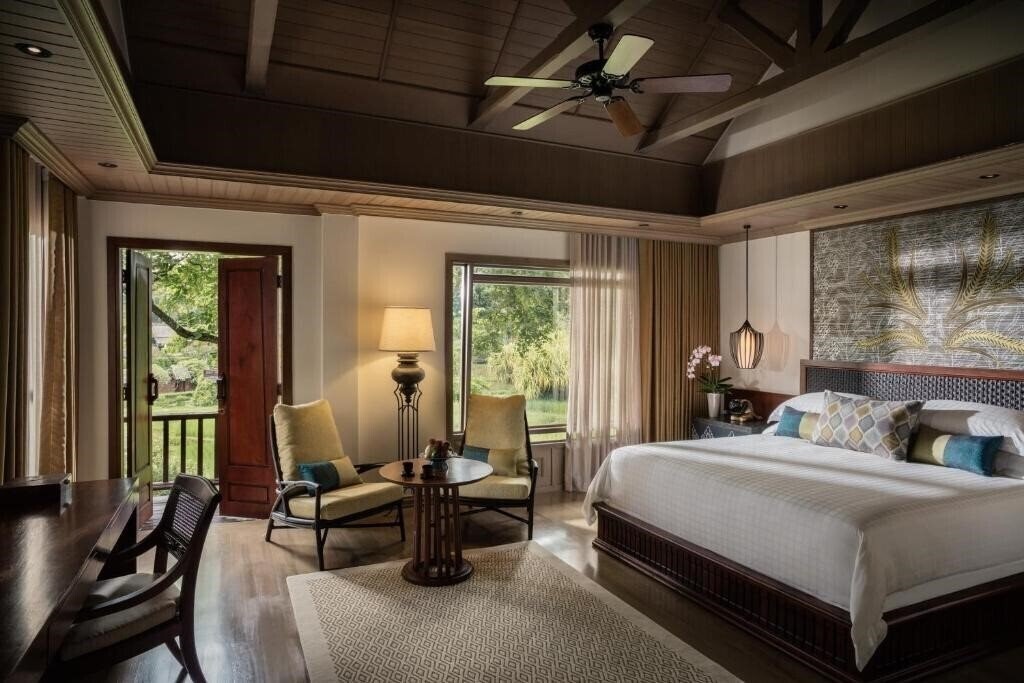 Фото Four Seasons Resort Chiang Mai 5*