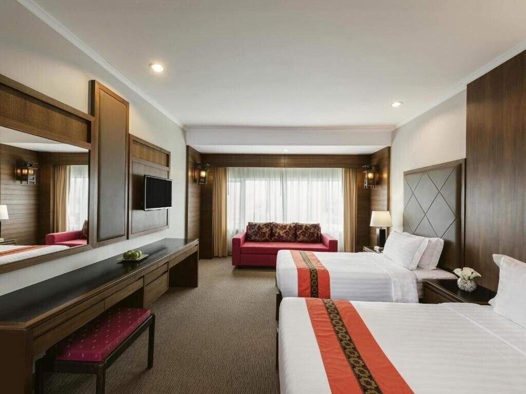 Изображение Movenpick Suriwongse Hotel Chiang Mai 4*