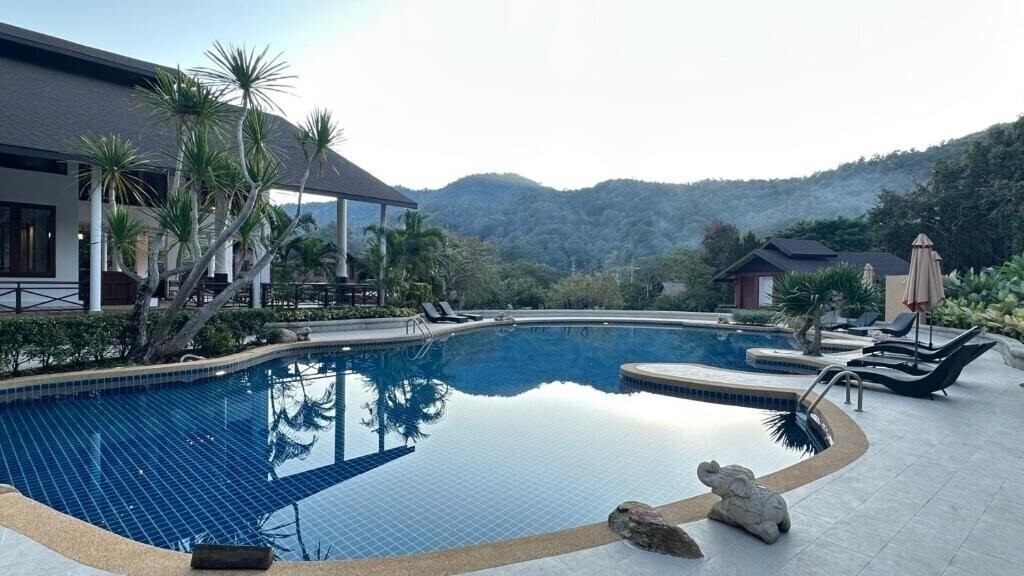 Отель Belle Villa Resort Chiang Mai 3*