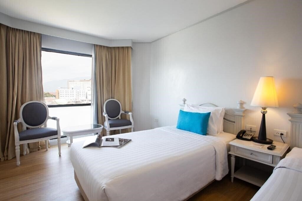 Фото Ch Hotel 3*