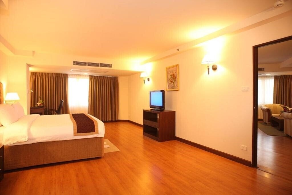 Фото Furama Chiang Mai 4*