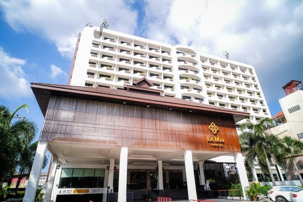 Отель La Mai Hotel 3*
