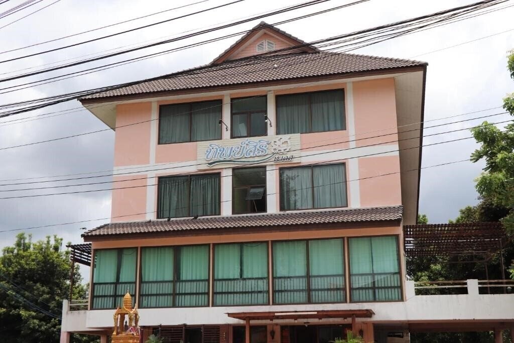 Зображення Oyo 75408 Tipsiri Place 2*