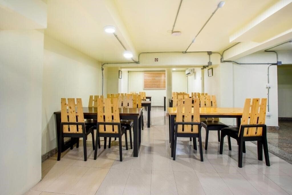 Картинка Oyo 928 Leaf Hostel 2*