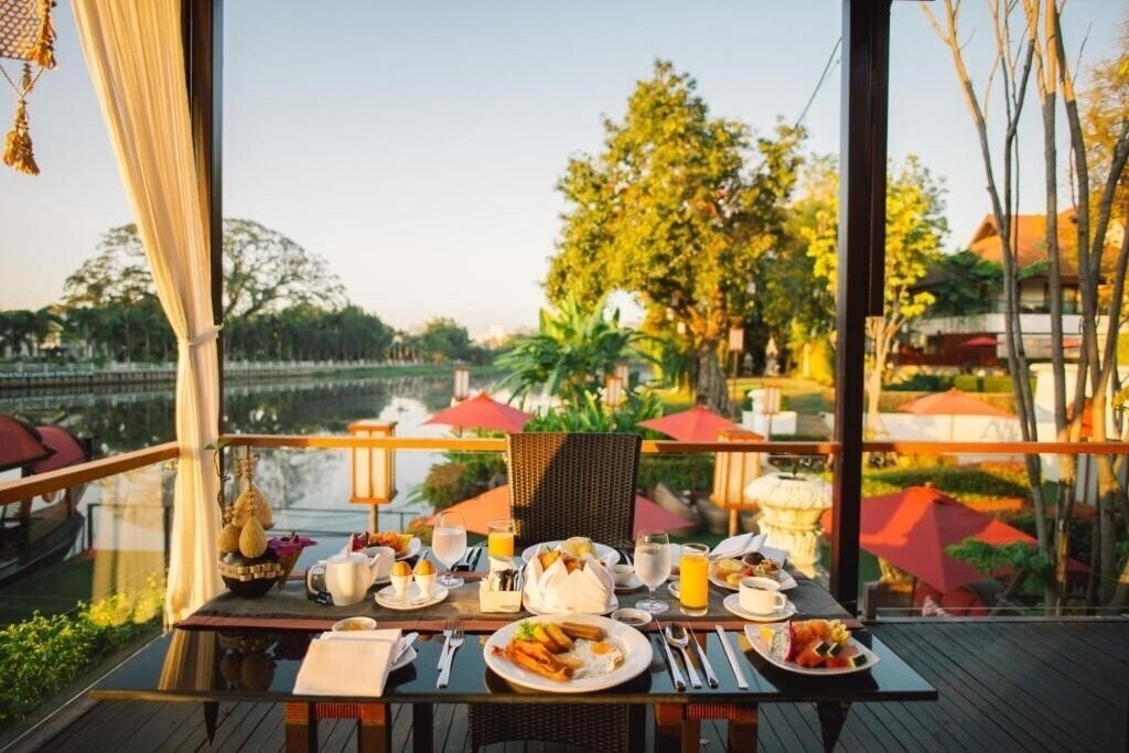 Изображение Ratilanna Riverside SPA Resort Chiang Mai 5*