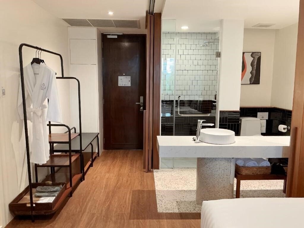 Фото Hotel Loy 4*