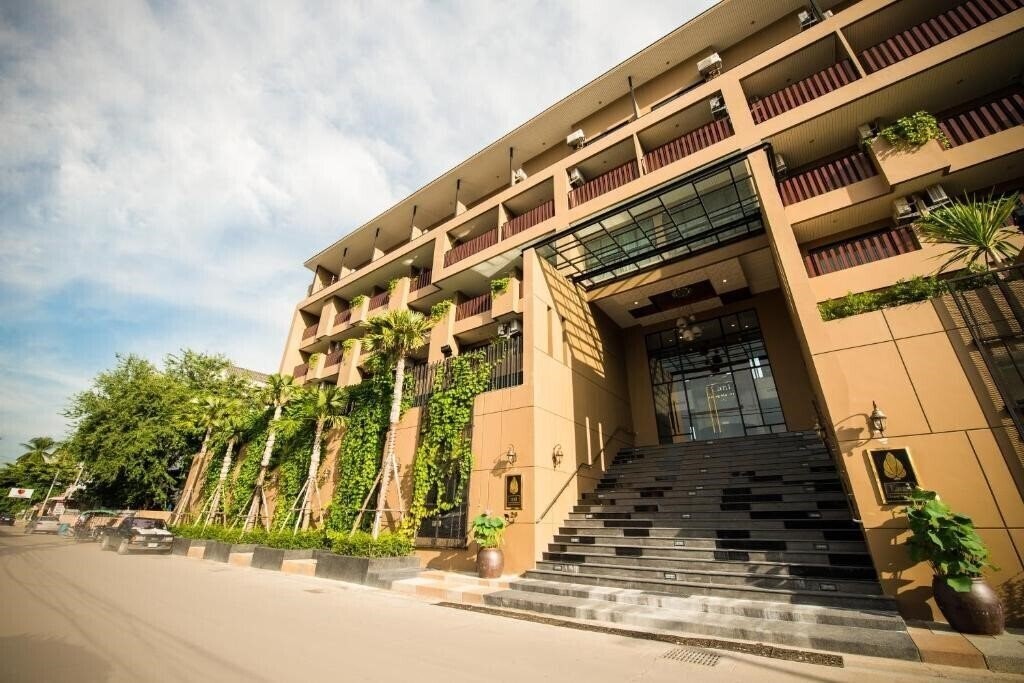 Фото Lani Chiang Mai Hotel 3*