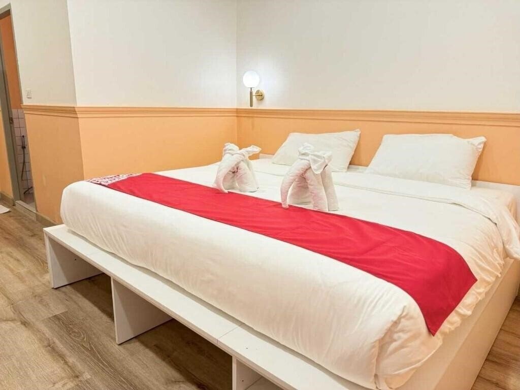 Картинка Collection O The Singha Chiangmai Hotel (ex. The Singha Hotel Chiang Mai by Zuzu) 3*