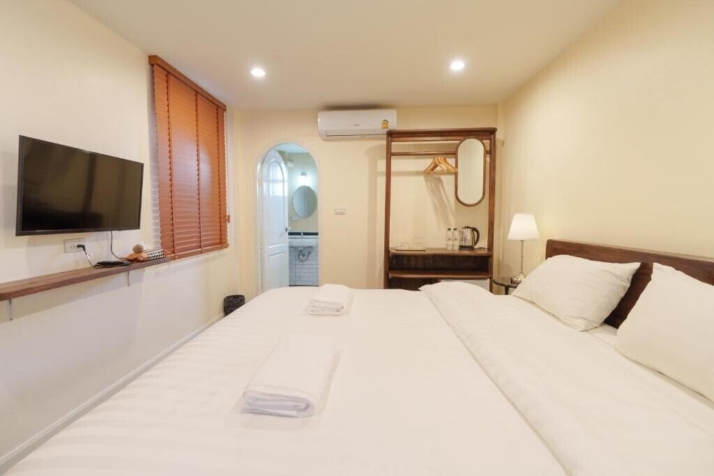 Отель Holiday Cottage Hotel Chiang Mai 3*