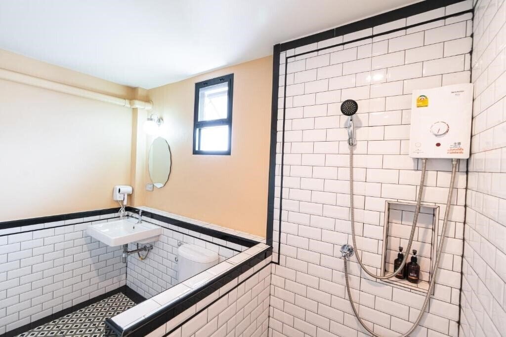 Фото Holiday Cottage Hotel Chiang Mai 3*