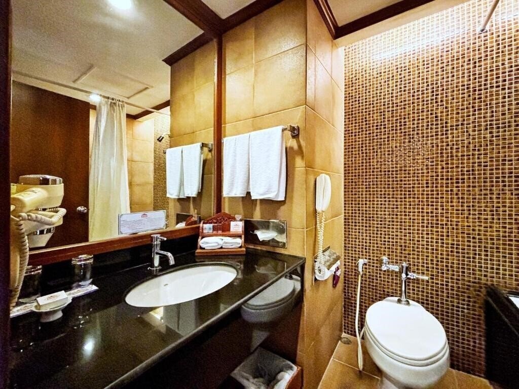 Фото Empress Chiang Mai 4*