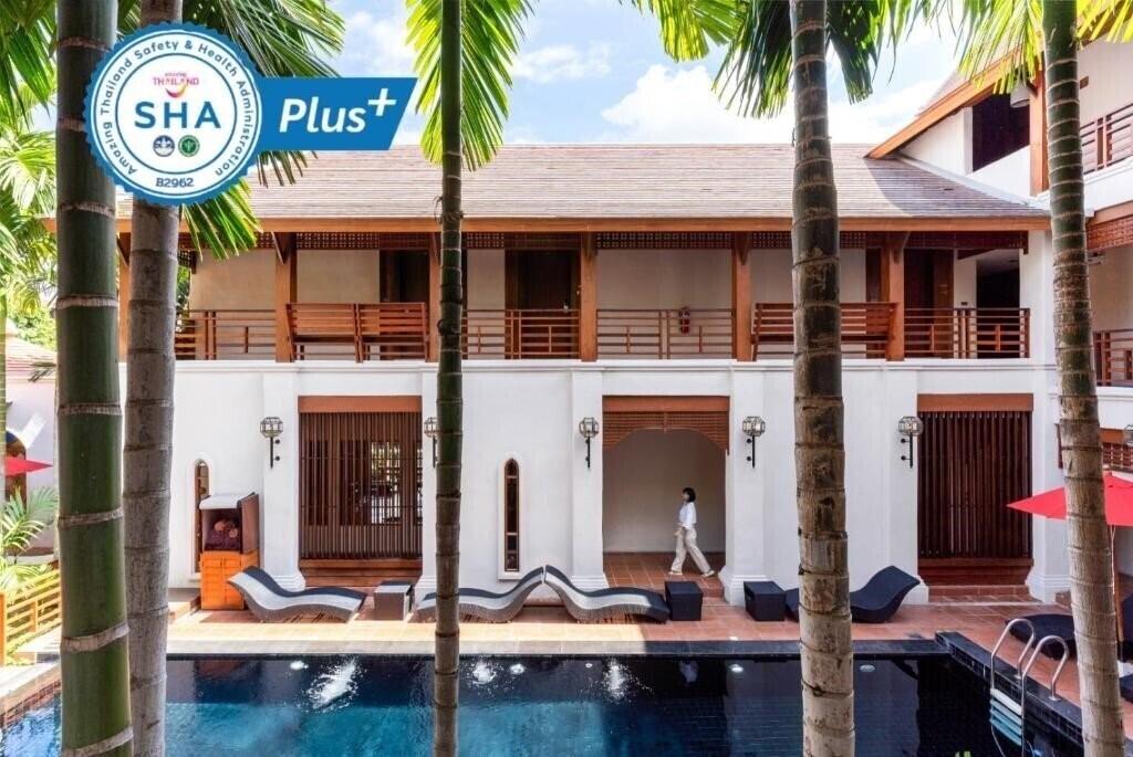 Отель Phra Singh Village 4*