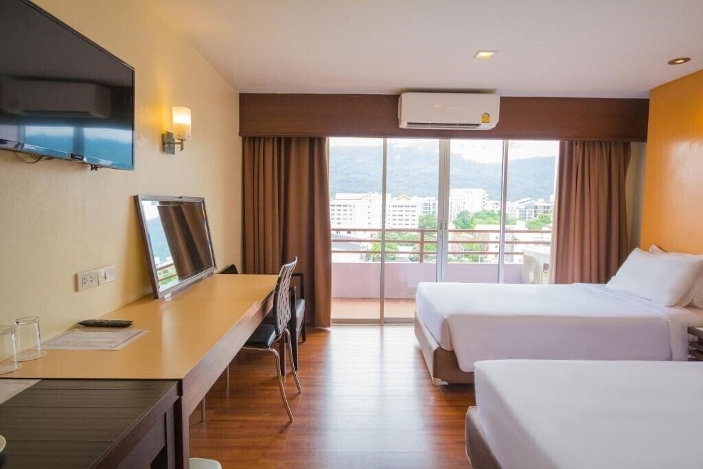 Изображение Mayflower Grande Hotel 4*