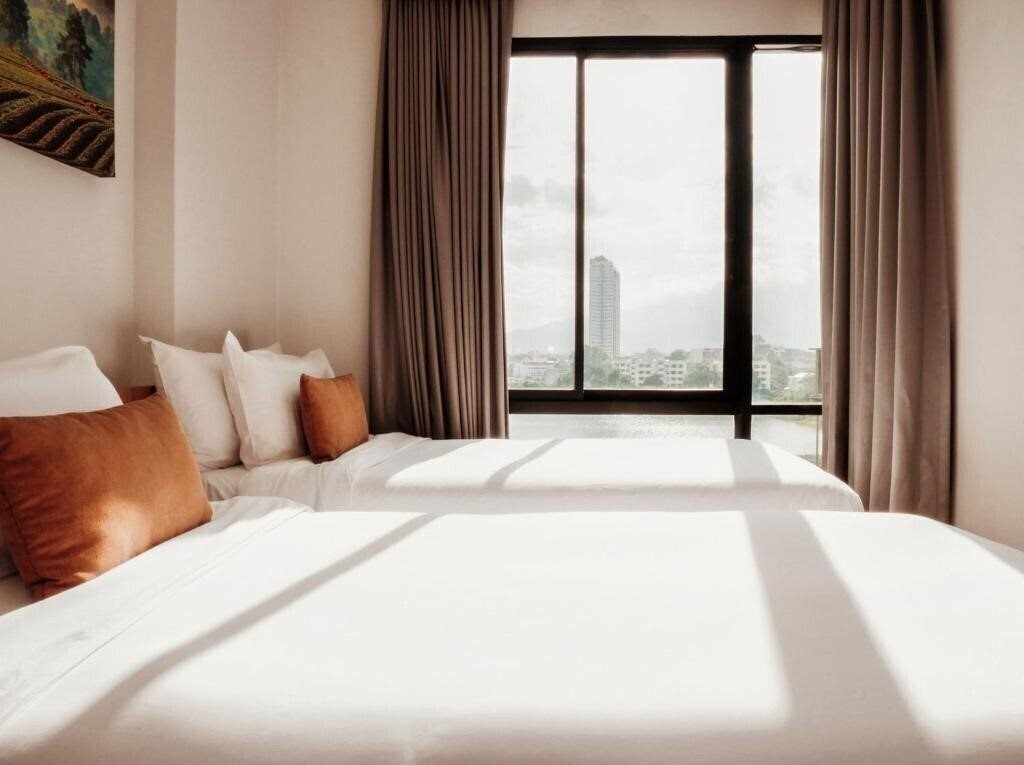 Картинка Brique Hotel Chiang Mai 4*