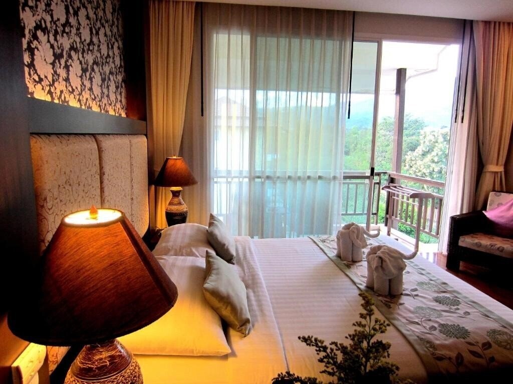 Фото Mountain Creek Wellness Resort 4*