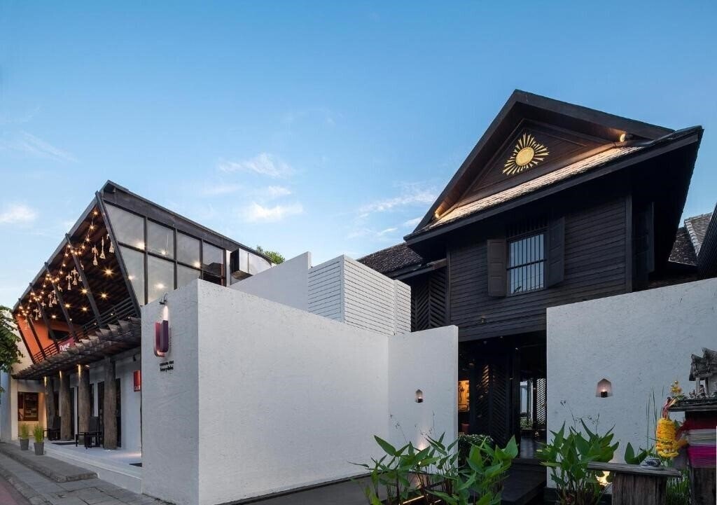 Фото U Chiang Mai 4*