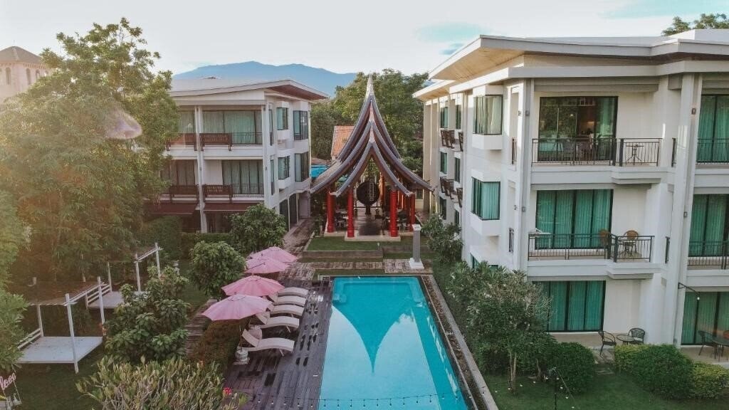 Отель Maraya Hotel 4*