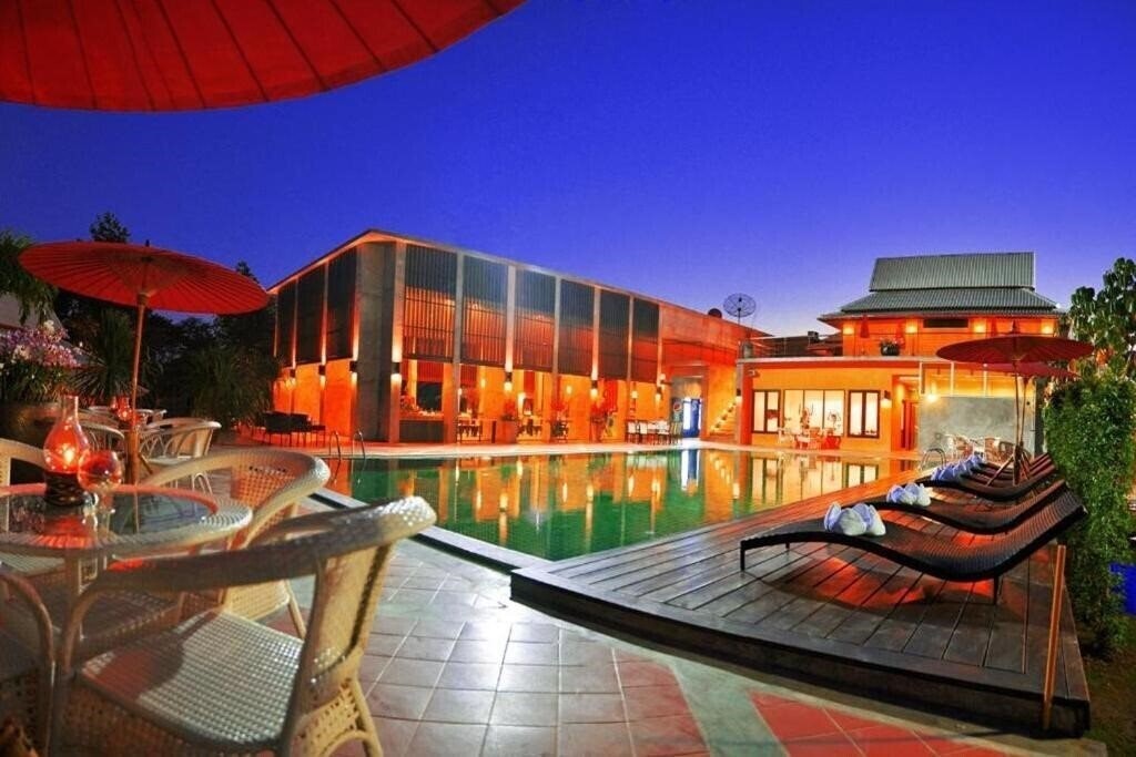 Фотографія Poonyamantra Resort 4*