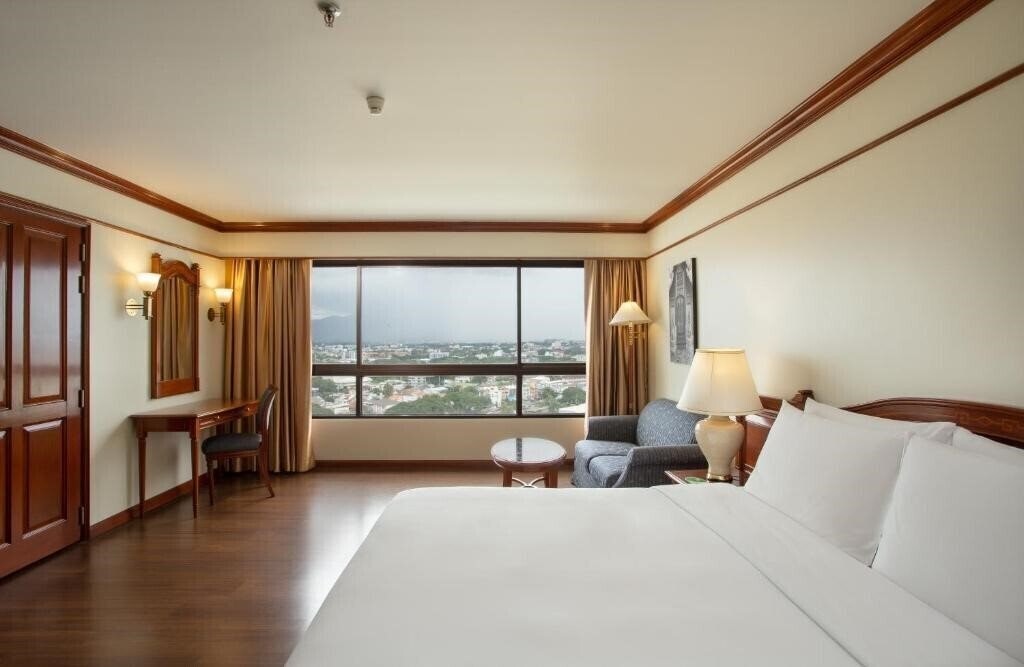 Фотография Centara Riverside Hotel Chiang Mai 4*