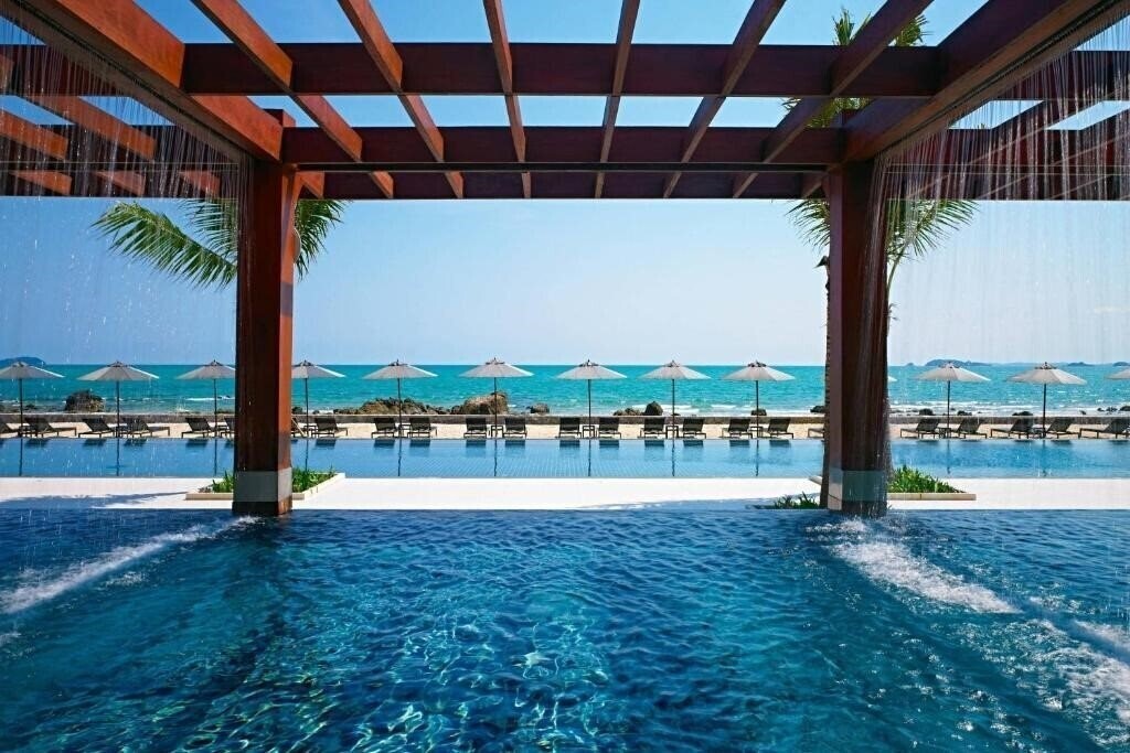 Отель Rayong Marriott Resort & SPA 5*