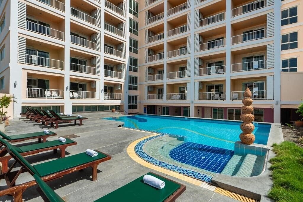 Отель Best Bella Pattaya 3*