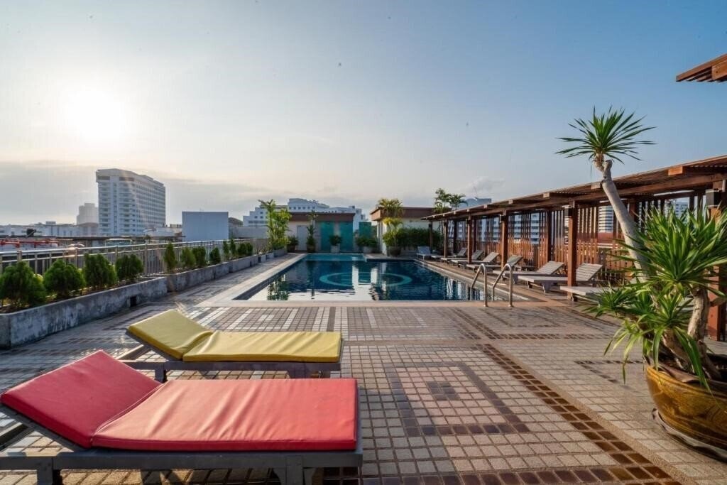 Картинка Baywalk Residence Pattaya 3*