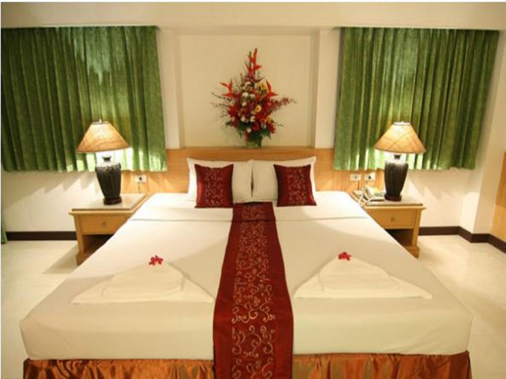 Фото Eastiny Inn Hotel 3*