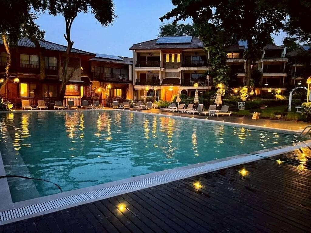 Зображення Birds & Bees Resort 4*